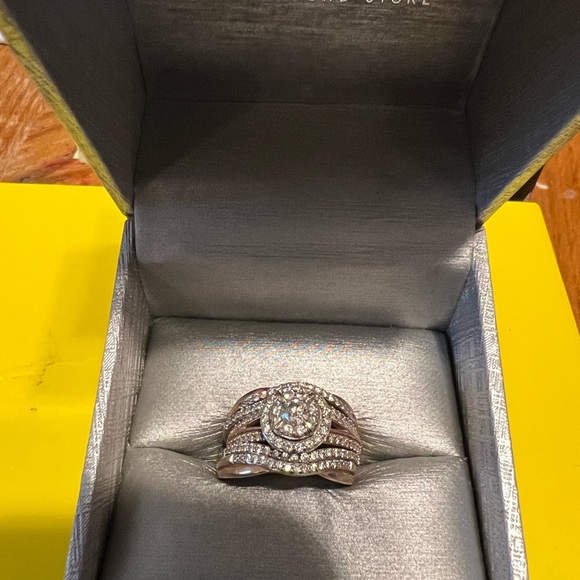 Beautiful wedding ring with add ons. Rose gold and diamonds - Picture 7 of 12